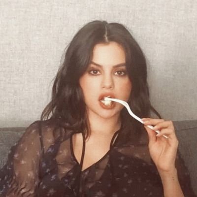 dameoow's profile picture. divine 🍷