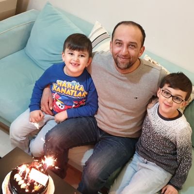 İlim üç şeydir:şükreden dil,zikreden kalp,sabreden bedendir....