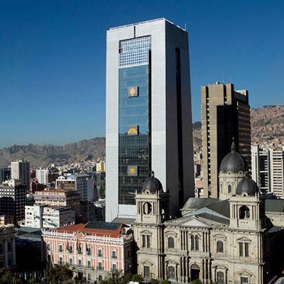 Esta cuenta te mantiene al tanto de los nombramientos de autoridades en el gobierno boliviano. Conozcamos quienes manejan el Estado.
#NuevaMAEBolivia.