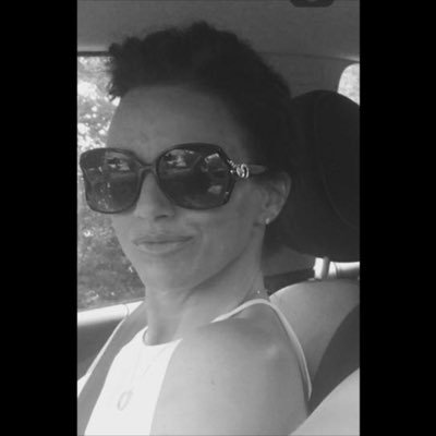 vanessaperry432's profile picture. I am a freelance, fashion and photographic makeup & hair artist, specialising in bridal, special occasion makeup and makeover shoots