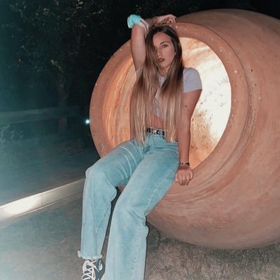 MariaMinera2010's profile picture. Dando guerra desde 1999. Rubia, simpática, divertida.