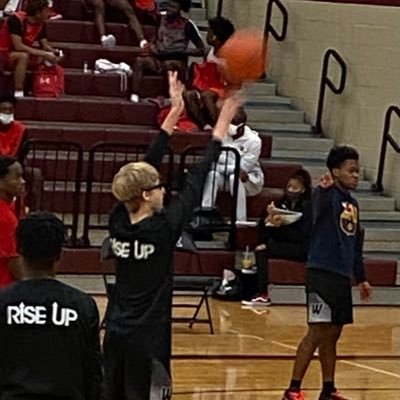 AustinGanong's profile picture. schreiner ‘26