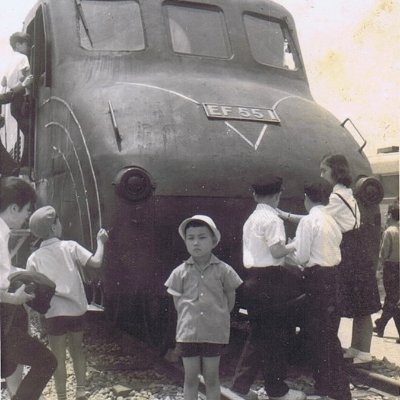 HosoiKazuo's profile picture. 元電車の運転士だった鉄道趣味人です。
今の仕事は専門学校の非常勤講師です。何を教えてるの？もちろん鉄道です。