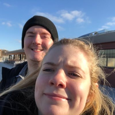 michelleea17's profile picture. 