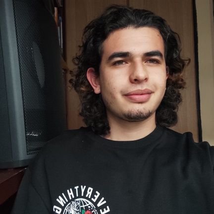 1946HERRO1999's profile picture. Rolo, estudiante de Ingeniería industrial en la Universidad Nacional de Colombia 🇨🇴