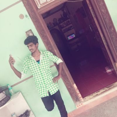 Irukurathu Oru Life So Namakku Pudichamari Santhosama Iruppom 😊