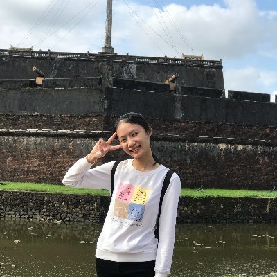 thuytram070899's profile picture. 