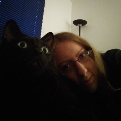 Mysticienne's profile picture. 