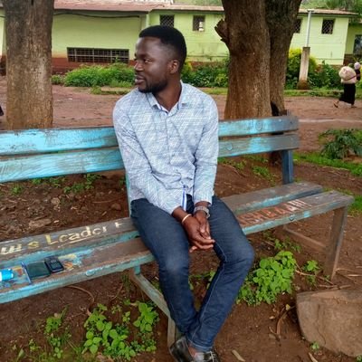 Économiste, Humanitaire, ancien Boursier chez ASA Programme et engagement Globale et chercheur indépendant dans le domaine de l'environnement.