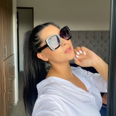 heyy_veronicaa's profile picture. siempre viviendo sin límites.