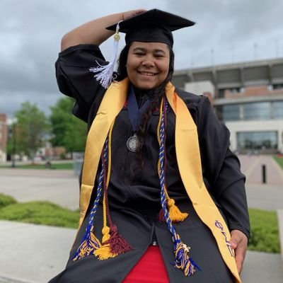 UA Class of 2019 and 2021 🐘❤ |
Masters Degree in Marriage and Family Therapy | Würzburg, Germany 🇩🇪 | Tuscaloosa, Alabama 🇺🇸