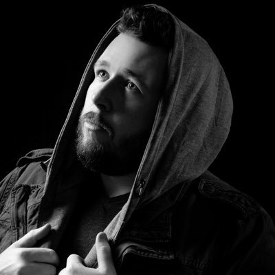 Maker of films. Taker of Photos. Designer of graphics. Streamer of games. FPS | Variety | Roleplay | Ambrose Moses & More #NoPixel https://t.co/8spr3S80q8