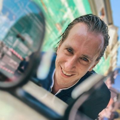 PieterrB's profile picture. Carpé Diem!