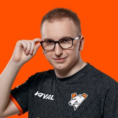 Professional Dota 2 player, currently playing for 
@virtuspro