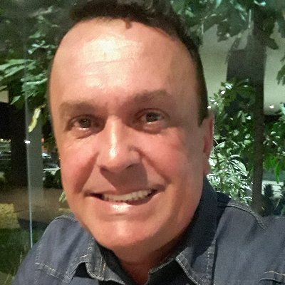 RICARDO MARTINHAGO CORRETOR IMÓVEIS - Compra e Venda de imóveis em Criciúma e Região de Santa Catarina.
WatssApp:(48)99984.5888 / 3443.3504.
Creci:7639.