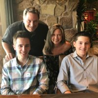 Julie (@jdezae) 's Twitter Profile