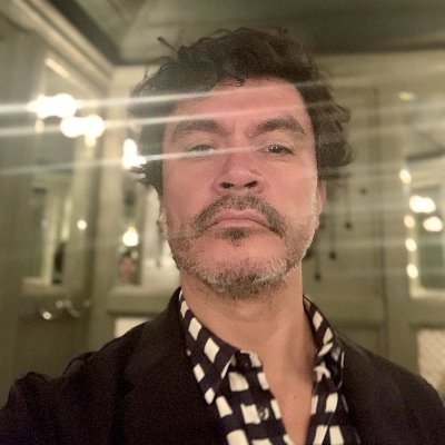 jlfuentes's profile picture. Que hasta los tontos tenemos tope