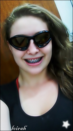 depende só de vs, cada um tem a loirah qe merece (: