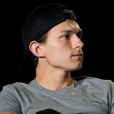 TomPetersxn's profile picture. Si puedes hacer algo bien por los demás, tienes la obligación de hacerlo. || 19 inviernos. #LastHxpeRol