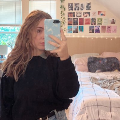 emiilyhand's profile picture. 