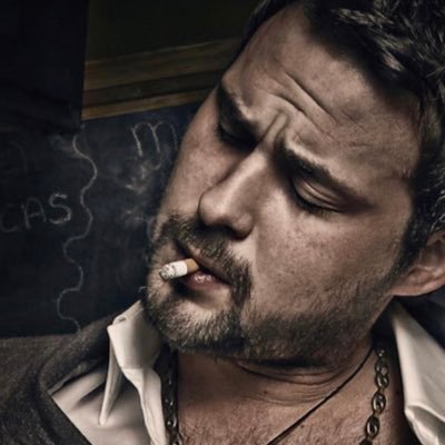 aaaflaaa5's profile picture. فقط ابتسم للحياة ولا تنسى من حولك يبتسمون لست منحرفاً ولامتشدداً احاول أتعايش مع الواقع( الهروب من النفسيات مطلب)