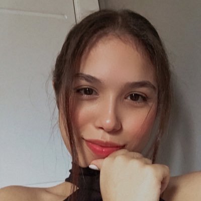 castrorafaela_'s profile picture. 