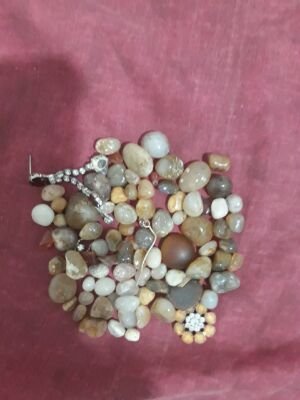 Q22VdjtFmitSRrd's profile picture. 