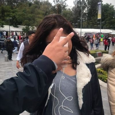 FranquizNaye's profile picture. Arquitectura📐
Música🎙
1D ❤️
SC: naye_fl 
instagran: nayelli_franquiz