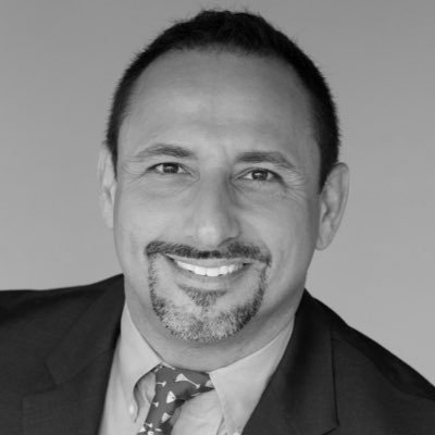 Top Orlando Realtor with over 20 years experience. Love sports, travel, great food and wine and of course beautiful homes.