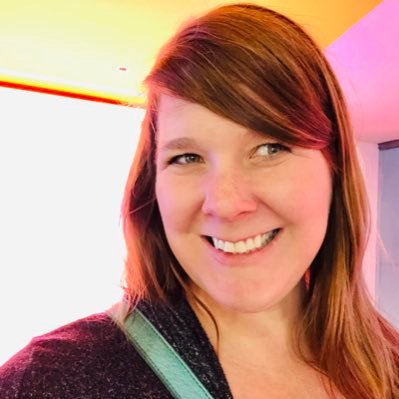 art educator, collector of stories places and colors, Fulbrighter