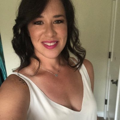 Business owner, USMC Veteran, Aunt, lover, roll jujitsu as much as possible, MMA.