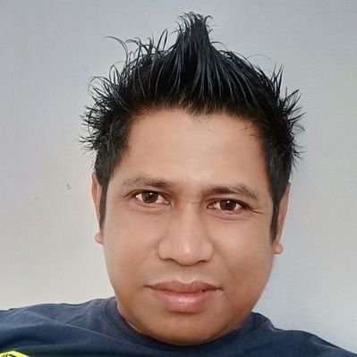 Rhirhykhechilg4's profile picture. Honesly.