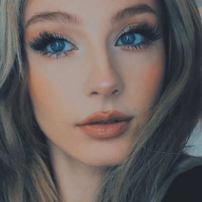 ❝ 𝐓𝐡𝐞 𝐦𝐨𝐨𝐧 𝐢𝐬 𝐚 𝐥𝐨𝐲𝐚𝐥 𝐜𝐨𝐦𝐩𝐚𝐧𝐢𝐨𝐧. .
fandomless oc.
. .𝘭𝘦𝘵 𝘩𝘦𝘳 𝘨𝘶𝘪𝘥𝘦 𝘺𝘰𝘶. ❞