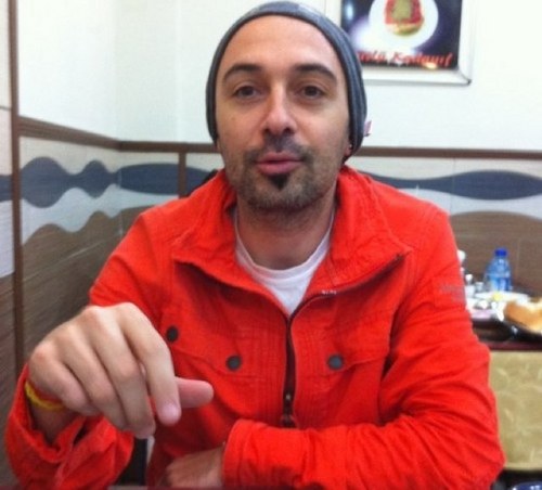 uzayada's profile picture. Addicted to soccer ⚽️ and house music