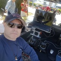DJMikepr flag 🇨🇦 I stand with Ukraine 🇺🇦 (@mikelangpr) 's Twitter Profile