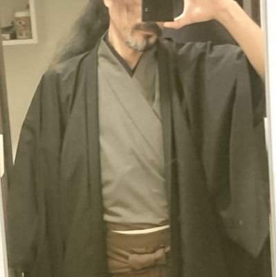 エヴァ(てかレイ、マリ、アスカ、伊吹二尉)が好きです。
担々麺とか四川中華が好きです。
話題はジャンルに関わらずあれこれ突っつきます。
自立的な発信は少なめです。
適当に絡んでやって下さい。