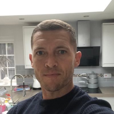 DarrenW01305617's profile picture. Essex boy living up in the northwest army veteran of 17 years 🎖 shell Aircraft fueler. only get one life so have no regrets live it