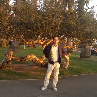 OsMRb8TYbb4dUMY's profile picture. 