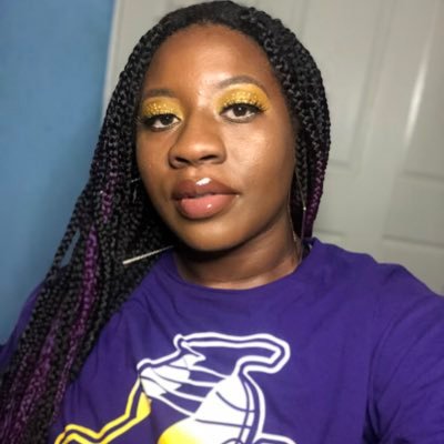 In my own little corner, in my own little chair. The last unicorn 🦄. | IG: lovely_saraaah