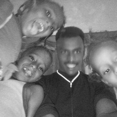 lYrO5FnayYSaYy0's profile picture. ‏Military flight engineer