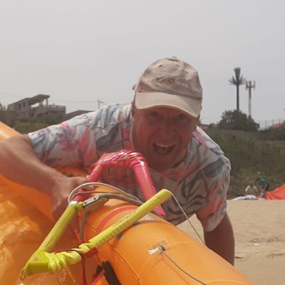 FodilGo's profile picture. Fondateur de Kite N Go
Passionné tout ce qui glisse sur l'eau grâce au vent et aux vagues : kitesurf, windsurf, foil, surf, paddle… 
 6 régatiers dans le VG2020