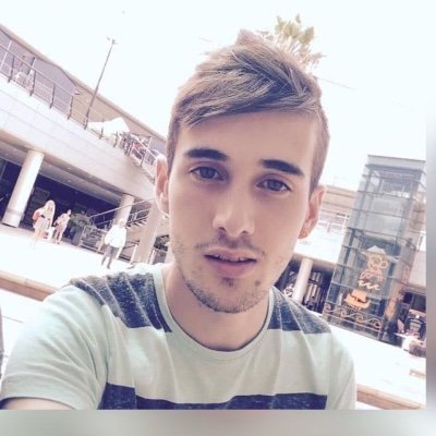 Doctorant @carism_ifp | PhD student
ATER @univ_spn | Ex @casadevelazquez
📍Paris | BCN
📚 Médias, terrorisme, démocratie, identités
🔎 Attentats du 17-A