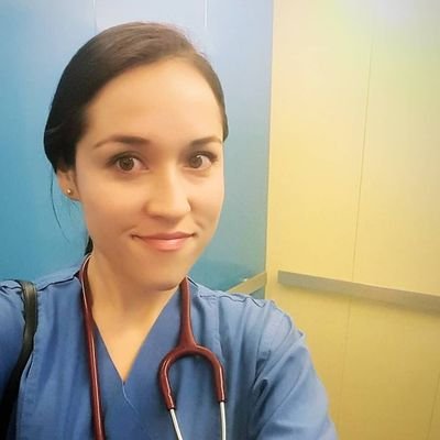 médico especialista en anestesiología y reanimación