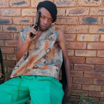 I am an aspiring actor, stage lover, art lover king of umzobozo also your kids teacher😂😉
Content to be soon created 🎭🇸🇿🎭 swati in action 🇸🇿🌿