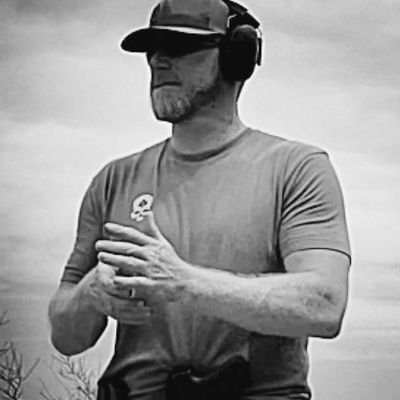 I'm pro-Constitution. A Certified Diver, Jiu Jitsu Practitioner, Veteran, Marksman, Combat Medic, Survival Enthusiast, Republican and PRO-2nd.
