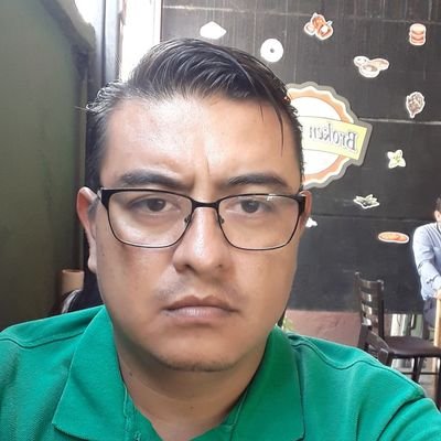 Henrriscal's profile picture. Abogado / UdeG