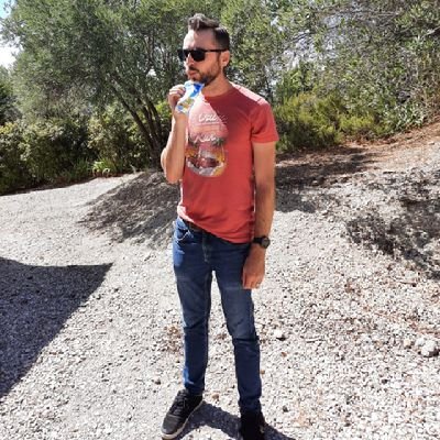 Yves_Wouters's profile picture. Verhaalverteller @ Autofans | Podcastman @ Roadtrip | Autofan | Frietjes op vrijdag yves.wouters@autofans.be