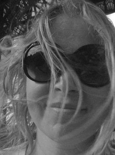 Translator and language teacher; English, French & Norwegian. Stavanger Katedralskole. Lover of literature, early mornings & alpine skiing!
