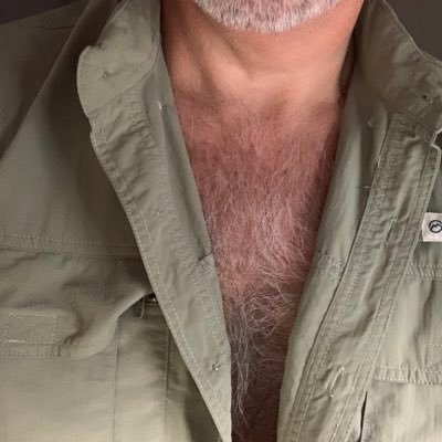 emaxmax4's profile picture. Str8 with a twist | Fit and Furry