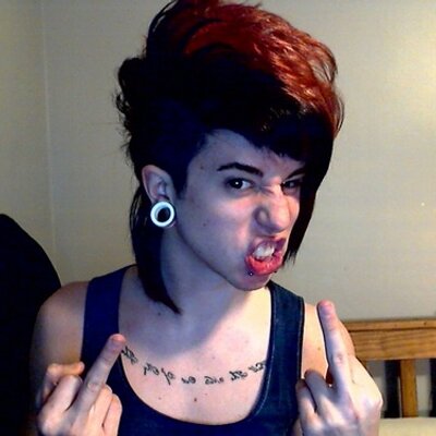 Eric Paquet Shornnape Sexyhair Shornnape Undercut Undershave Napeshave Girlswithundercuts Undercutgirls T Co Bpnfdrdgxq